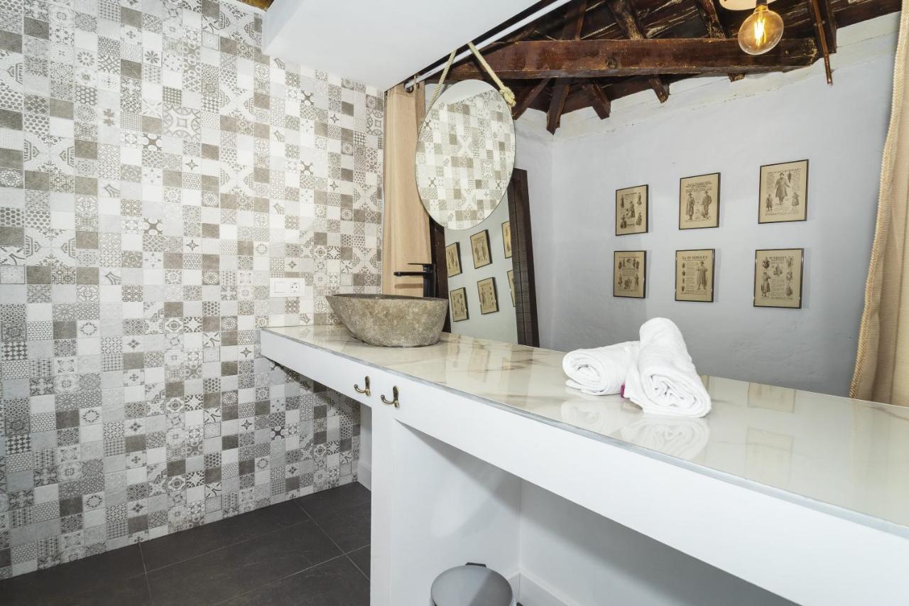Cactus Coliving & Coworking Bed and Breakfast Arona  Exteriör bild