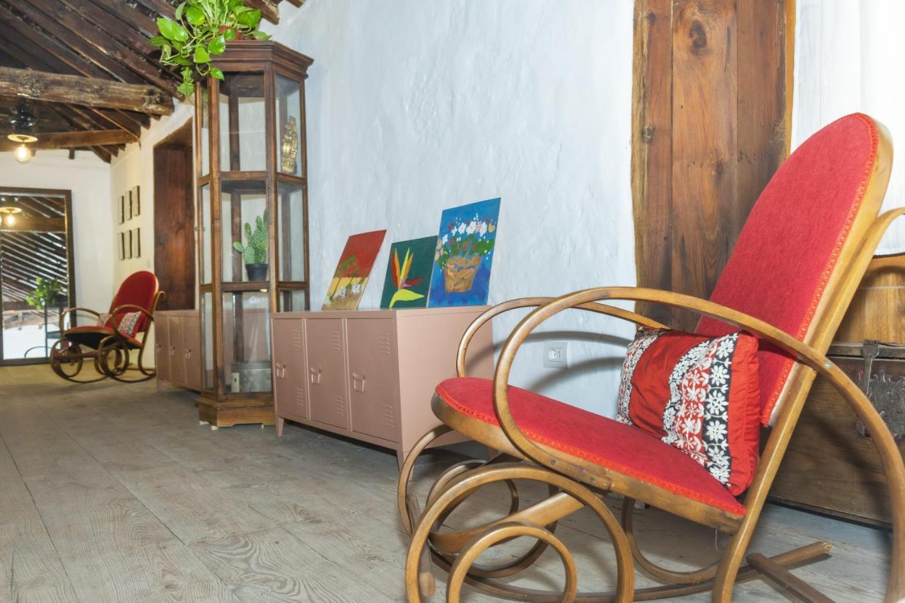 Cactus Coliving & Coworking Bed and Breakfast Arona  Exteriör bild