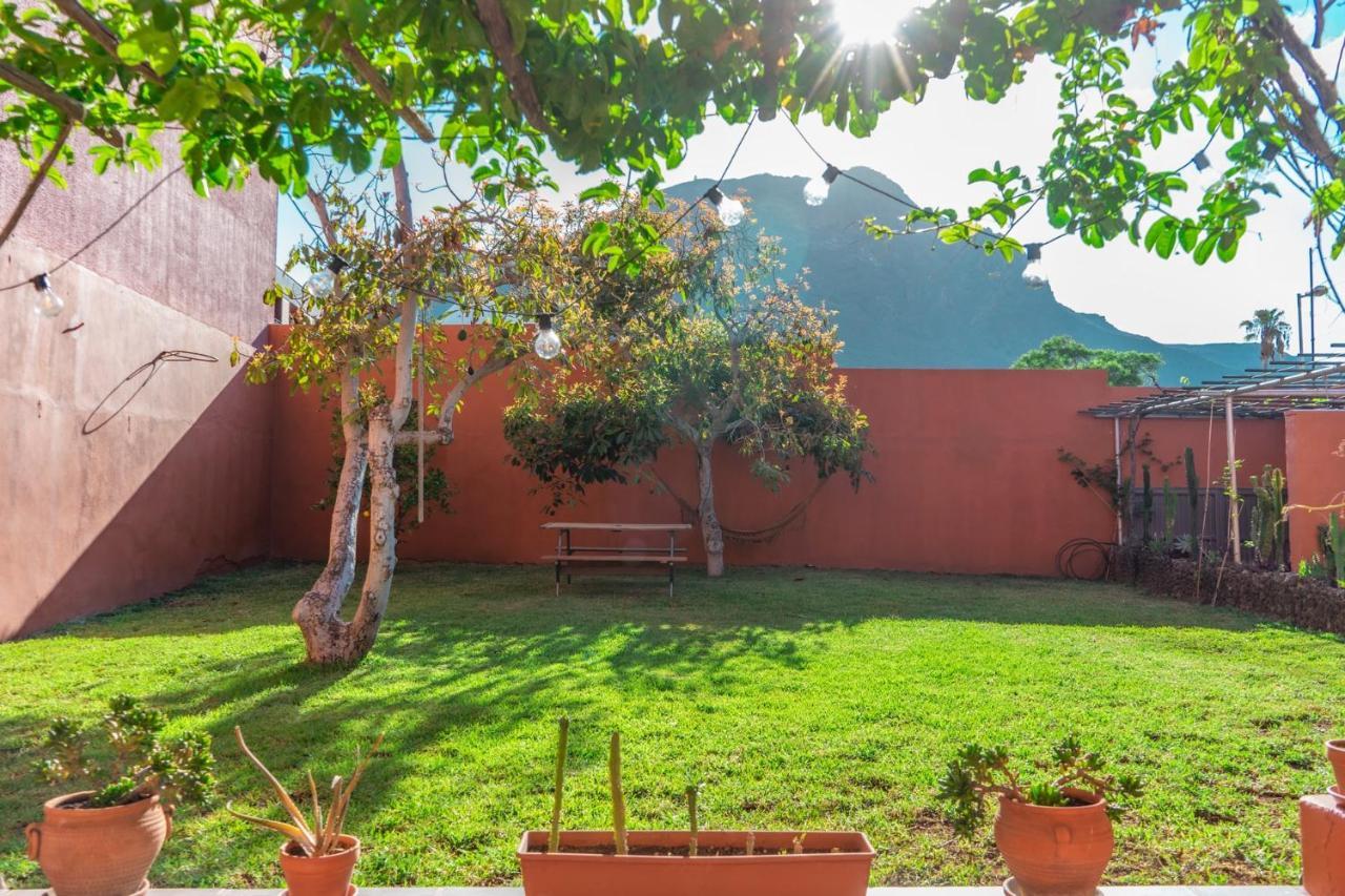 Cactus Coliving & Coworking Bed and Breakfast Arona  Exteriör bild
