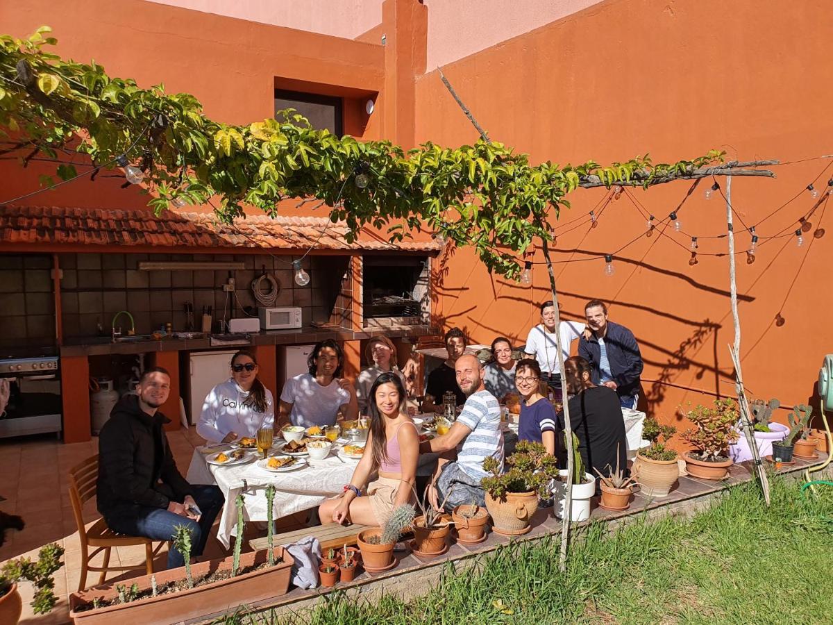 Cactus Coliving & Coworking Bed and Breakfast Arona  Exteriör bild