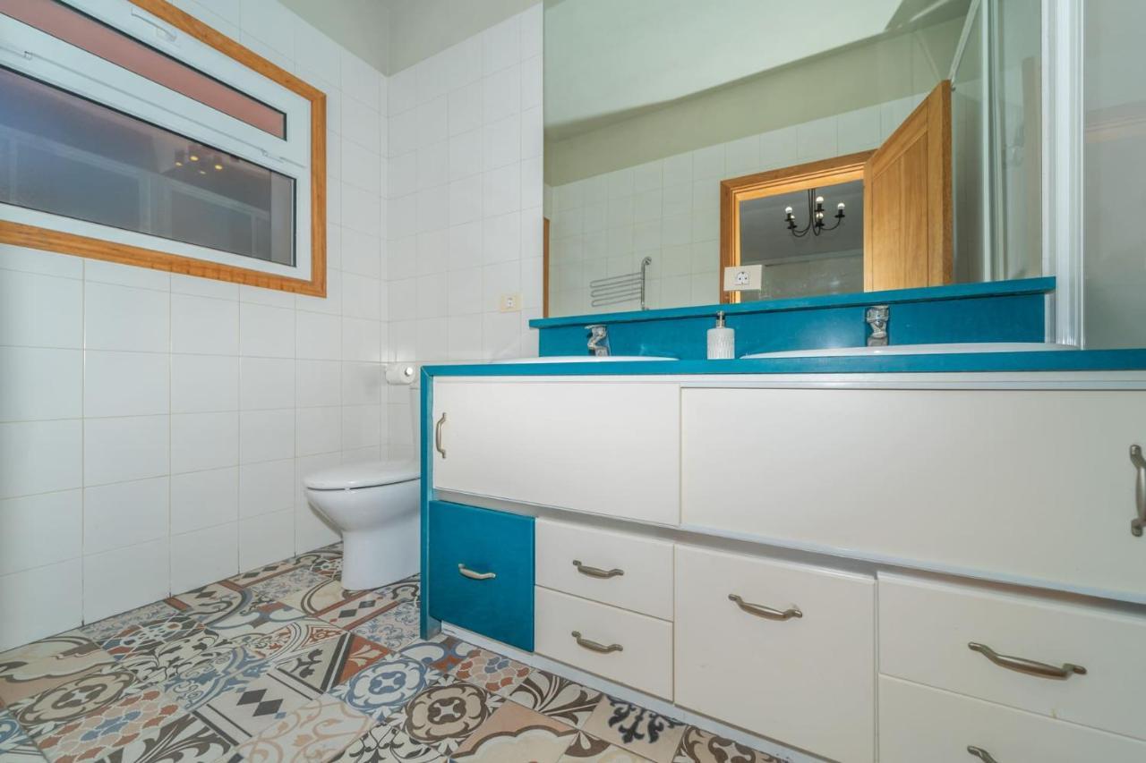 Cactus Coliving & Coworking Bed and Breakfast Arona  Exteriör bild